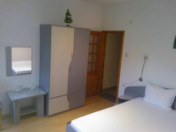 Фото номера Двухместный номер с 1 кроватью или 2 отдельными кроватями Отель Hotel Tsarevets г. Асеновград 15